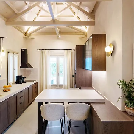 Kohili - Elevated Sea View Living * Σκόπελος