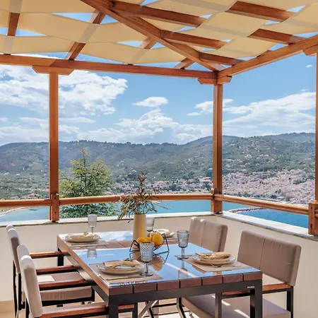 Kohili - Elevated Sea View Living