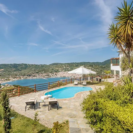 Villa Kohili Skopelos Town