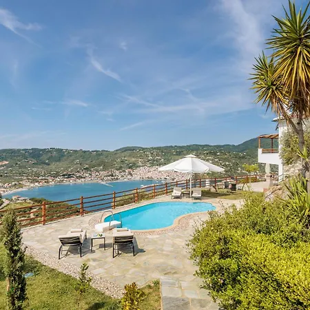 Vilă Kohili - Elevated Sea View Living Skopelos